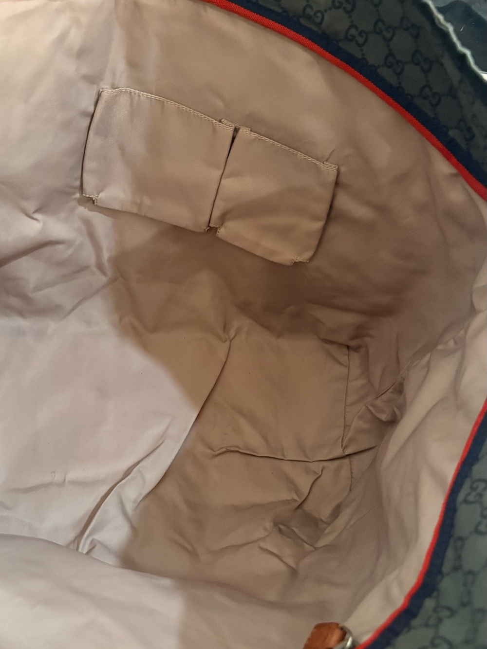 Gucci large tote - Picture 9 of 13